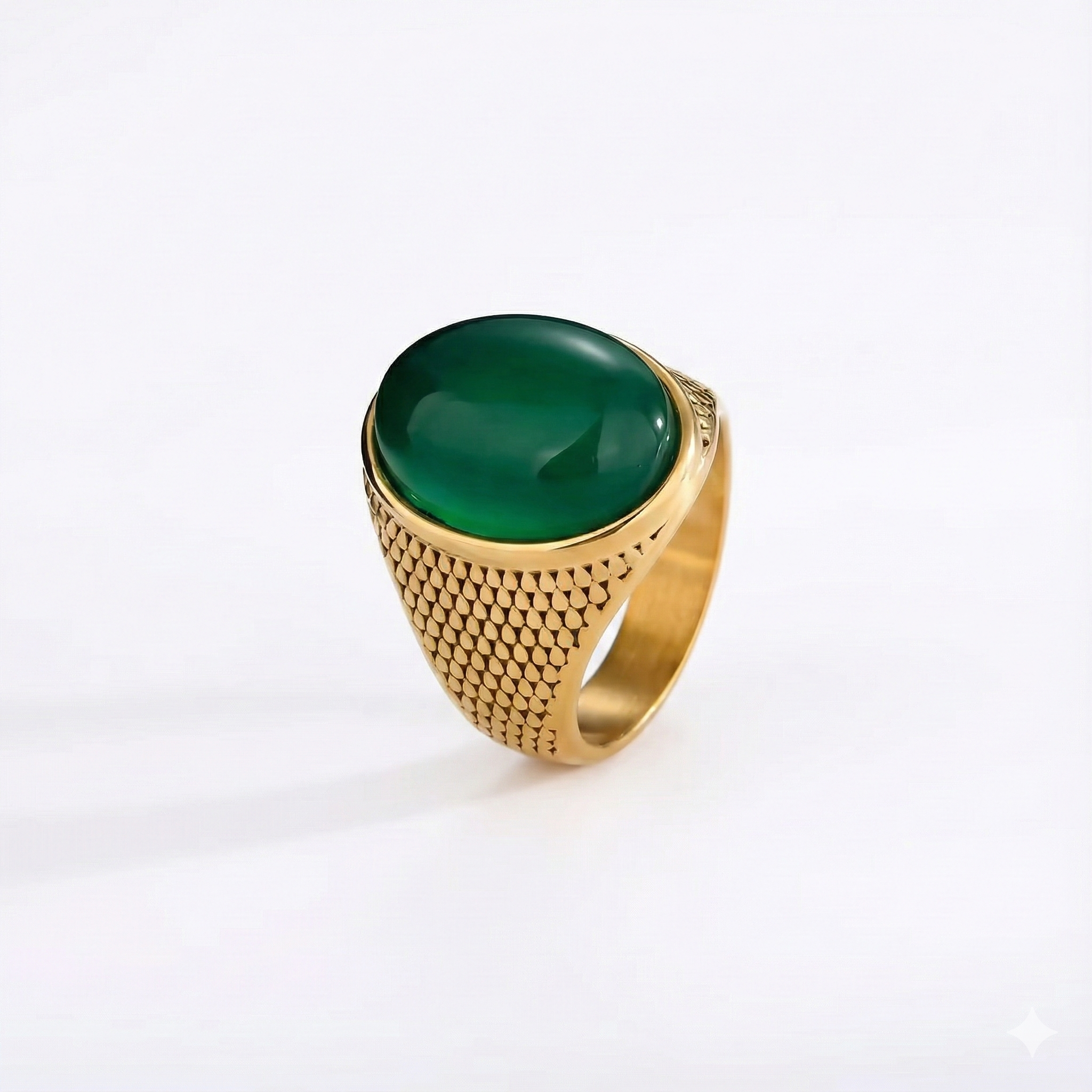 BOLD & BOUGIE RING