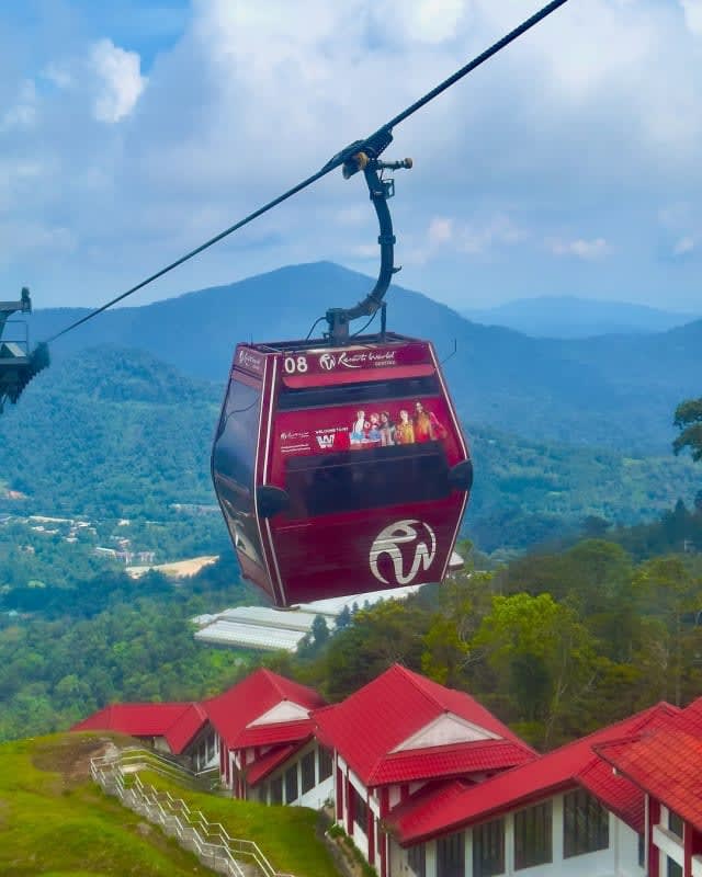 Additional gallery image - Cable Car to Genting Highlands