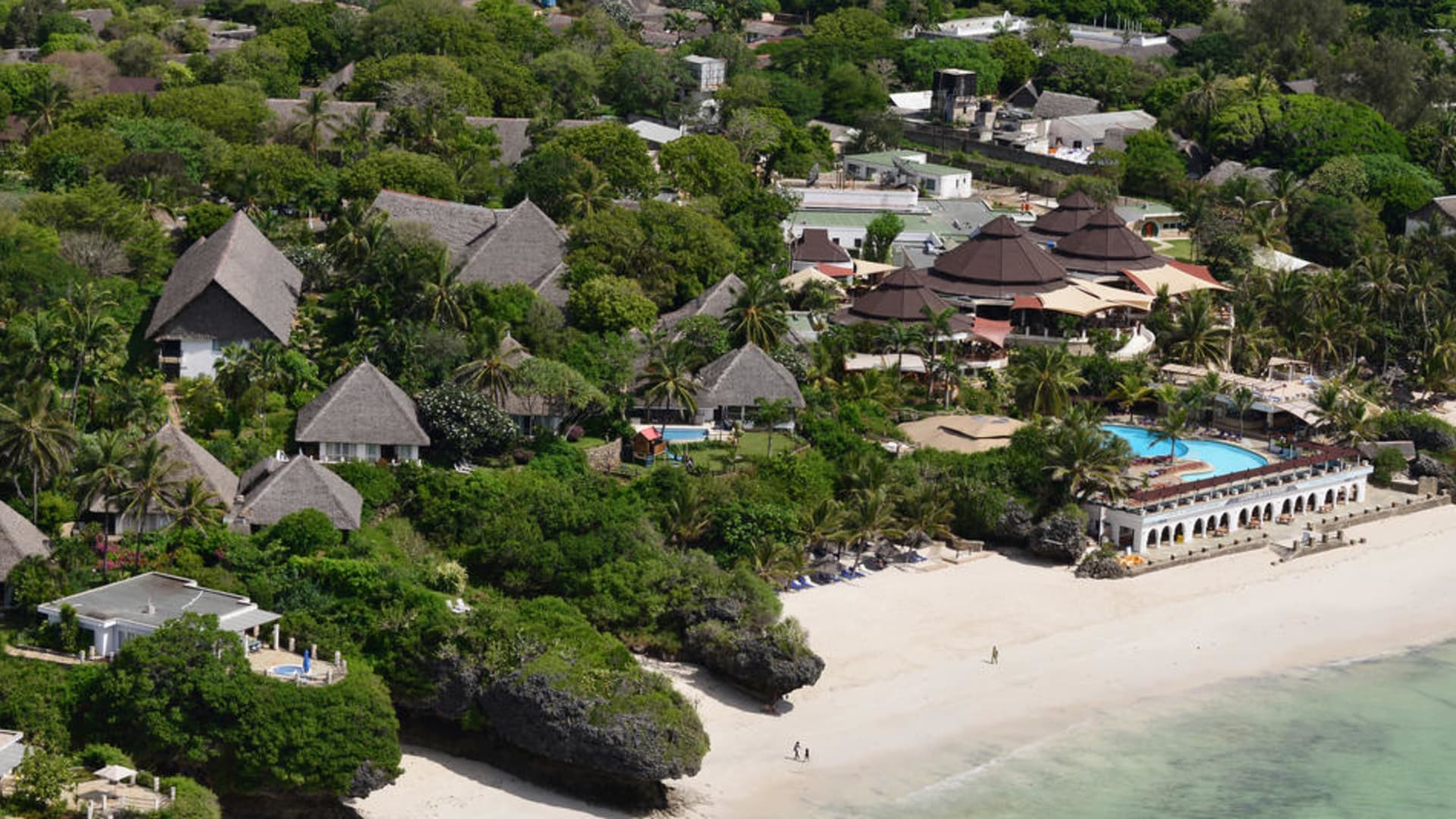 Leopard Beach Resort - Image