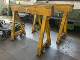 2 Heavy-Duty Support Stands