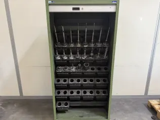 21 Stk. SK50 Werkzeugaufnahmen mit Werkzeugen