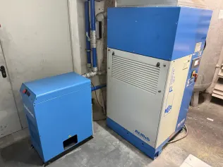 Screw Compressor + Refrigeration Dryer