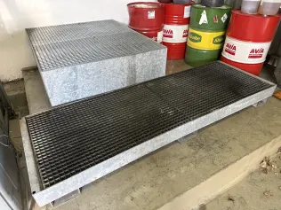 3 Drip trays