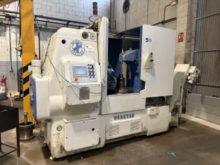 PFAUTER P630 Gear Hobbing Machine - vertical