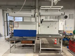 2 pcs Workbenches with Lighting