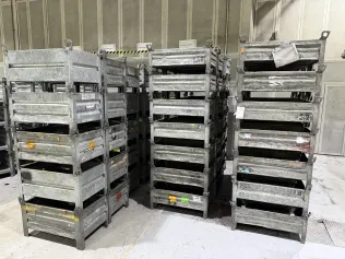 90 pcs. SCHÄFER Steel Stackable Containers
