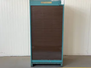 Tool cabinet with tools
