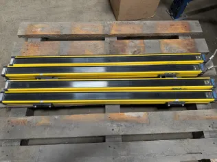 Lot of light barriers