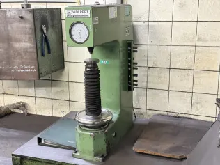 WOLPERT Testor HT 2001 Härteprüfmaschine