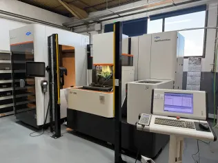 AGIE CHARMILLES CUT 2000 Drahterodiermaschine