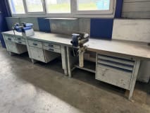 2 workbenches with vises - Image 2