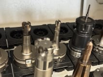 30 pcs. HSK-A63 tool holders with tools - Image 12
