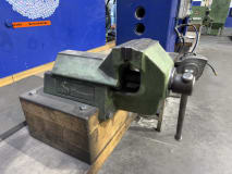 Large Workbench - Image 13