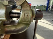 Large Workbench - Image 9