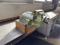 Large Workbench - Image 13