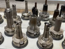 30 pcs. HSK-A63 tool holders with tools - Image 10