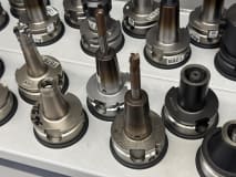 34 pcs. HSK-A63 tool holders with tools - Image 17