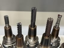 32 pcs. HSK-A63 tool holders with tools - Image 24
