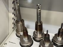 32 pcs. HSK-A63 tool holders with tools - Image 29