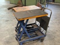 2 Scissor Lift Tables - Image 3
