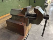 Large Workbench - Image 13
