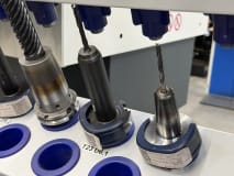 30 pcs. SK40 Tool Holders with Tools - Image 15