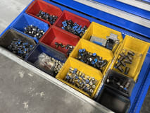 Schubladenschrank mit Inhalt - Image 15