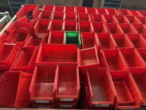 Lot of plastic boxes - Image 13
