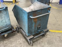 2 tipping containers - Image 7