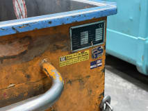 2 tipping containers - Image 12