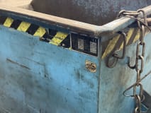 4 tipping containers - Image 9