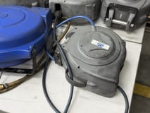 7 compressed air hose reels - Image 9