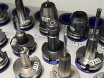 30 pcs. SK40 tool holders with tools - Image 10