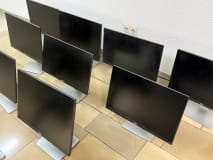 10 screens/monitors - Image 8