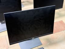 10 Bildschirme/ Monitore - Image 13