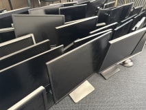 55 screens/monitors - Image 6