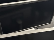 55 screens/monitors - Image 11