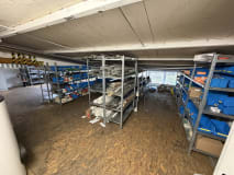 Posten Regale  mit Inhalt  - Image 1