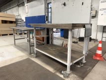 2 pcs Workbenches with Lighting - Image 8