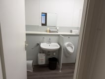 Bürocontainer und Sanitärcontainer inkl. Einrichtung - Image 9