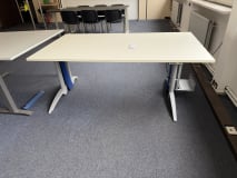 Ergo Pro Desk - Image 1