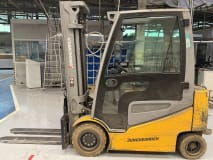 JUNGHEINRICH Electric Forklift - Image 1