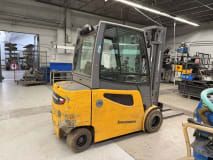 JUNGHEINRICH Electric Forklift - Image 3