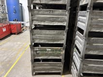 Posten  Stahl-Stapelbehälter - Image 4