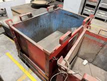 2x Scrap Containers - Image 4