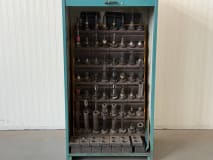 Werkzeugschrank mit Werkzeugen - Image 2