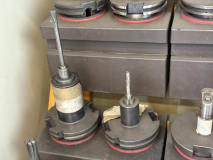 Tool cabinet with tools - Image 10