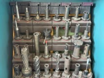 Tool cabinet with tools - Image 2