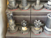 Tool cabinet with tools - Image 12