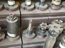 Tool cabinet with tools - Image 13